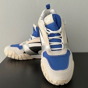 Stylish new sneakers Puma